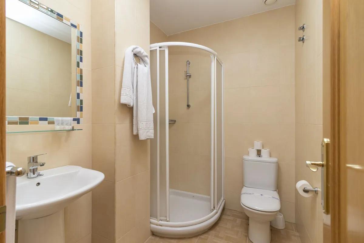 a7c1d907-310d-4d5b-9483-55d772a070b3