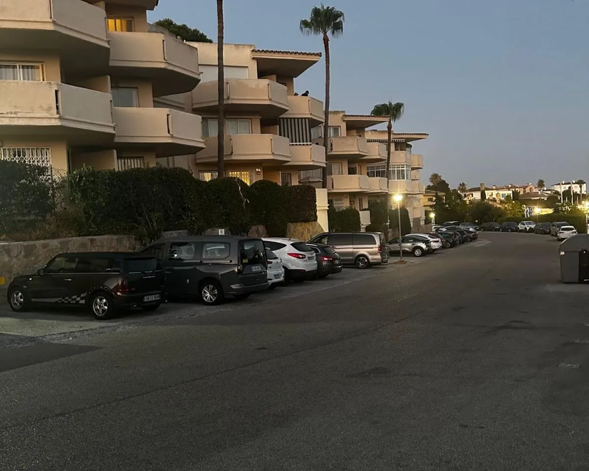 a908c6f8-2006-487f-909e-2974bdaeac05