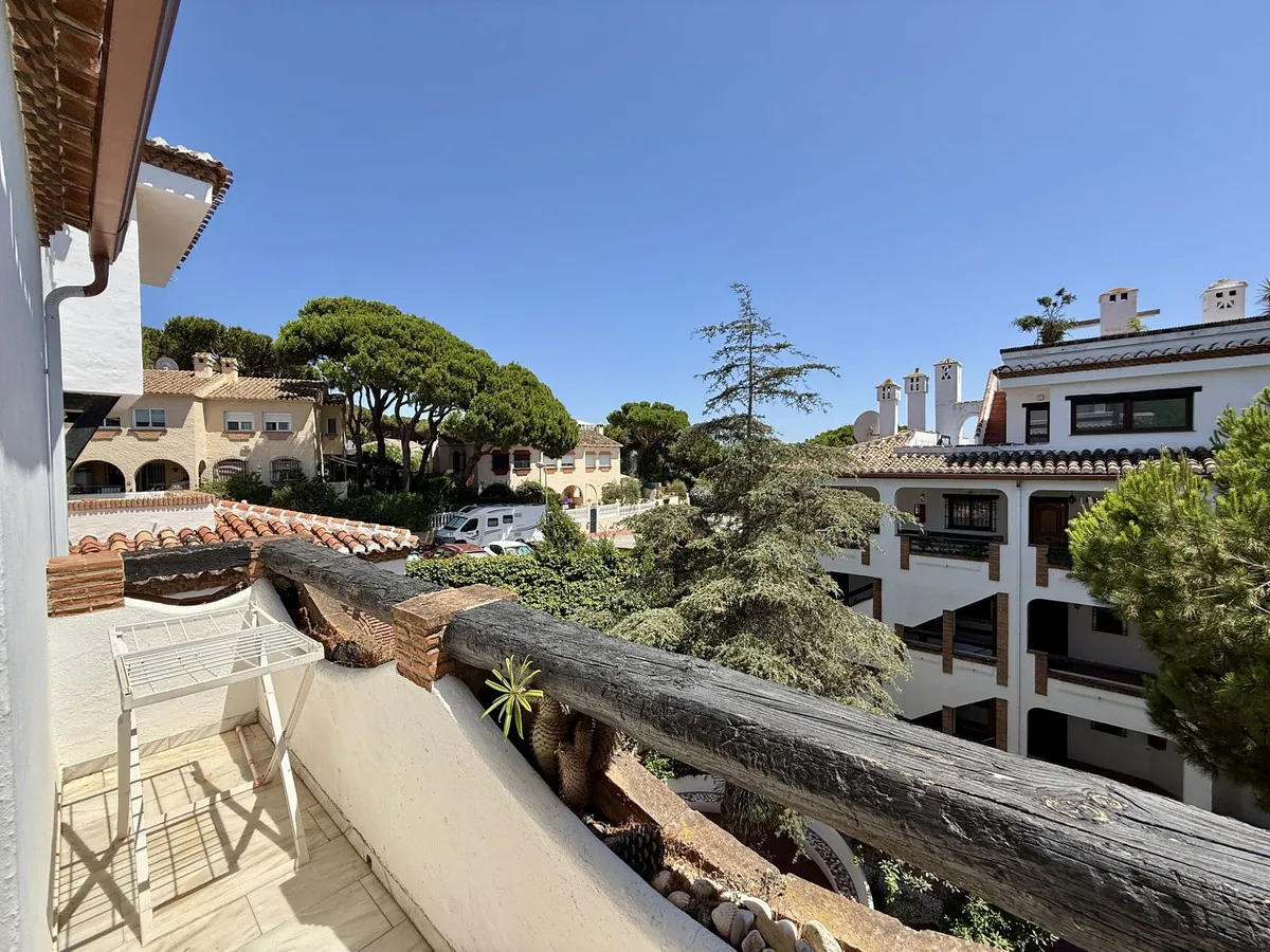 03e89ba6-ce58-470d-a959-70544c76ffe2