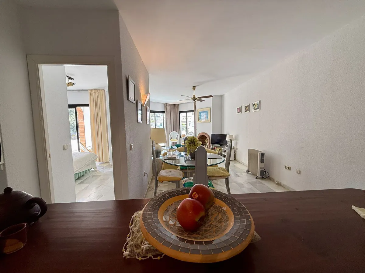 88476587-4fb0-4cce-aea1-f63a7d654ed4