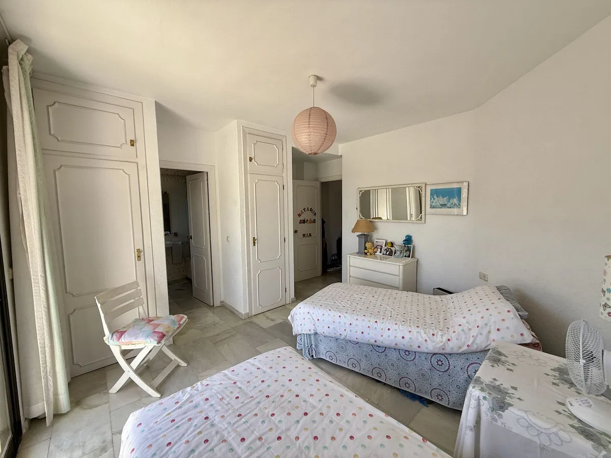 d1cc9fc0-83c1-4862-bec1-7bf618ddb297