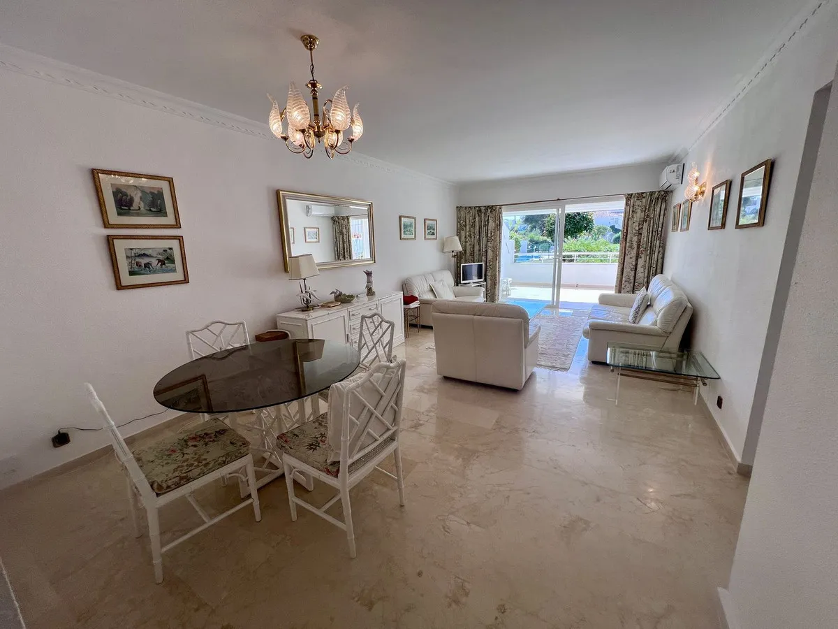 30a49b28-d9e0-4f6b-8860-85ce62e372eb