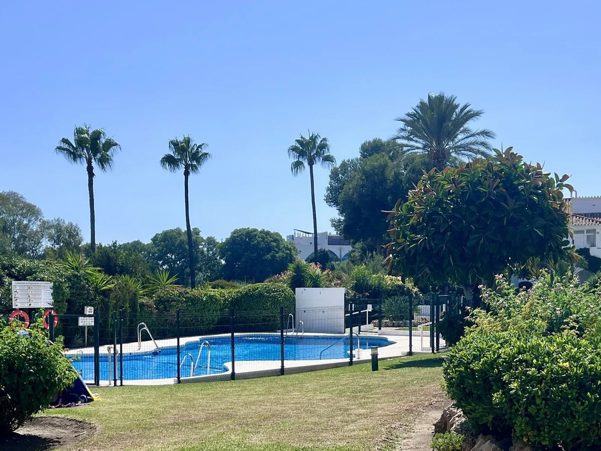 6b141a54-6da8-474a-bc30-904b651ef677