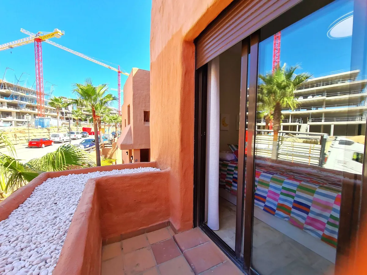 339b38f2-ece6-4ee2-a08e-00ab8e8b03c0