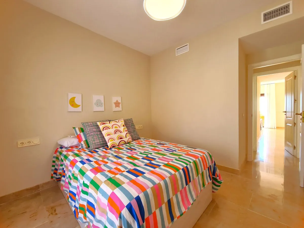 7ca07e7f-e95e-4d19-bbae-98eece57da6d