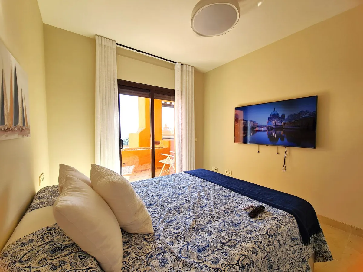 f6bb89da-43f4-4e86-adb0-eae7d6f7625a