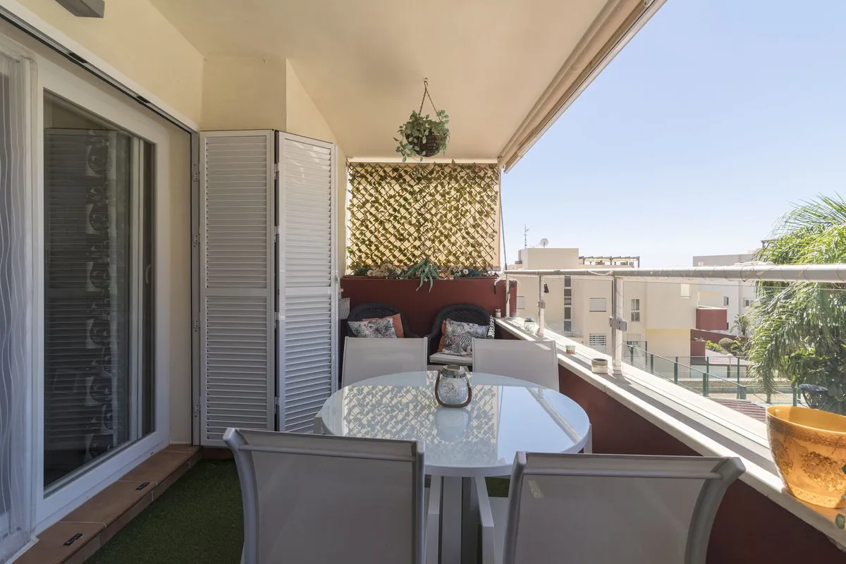 60c99a5d-8bd3-4ccf-8747-b48eff47b225