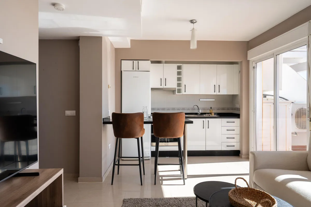 672c8501-9770-4077-9fb4-9891ba47f2b2