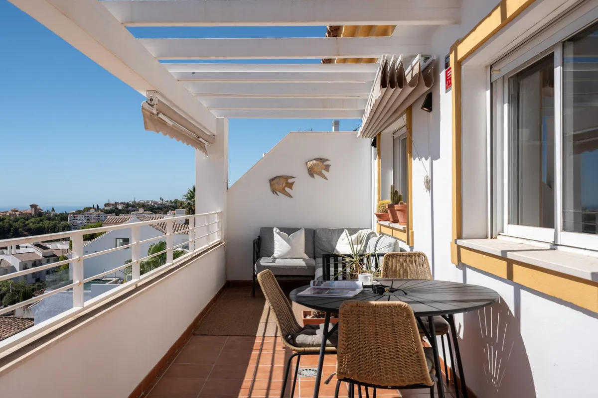 f070e140-3f95-4dda-934e-81784103a7b0