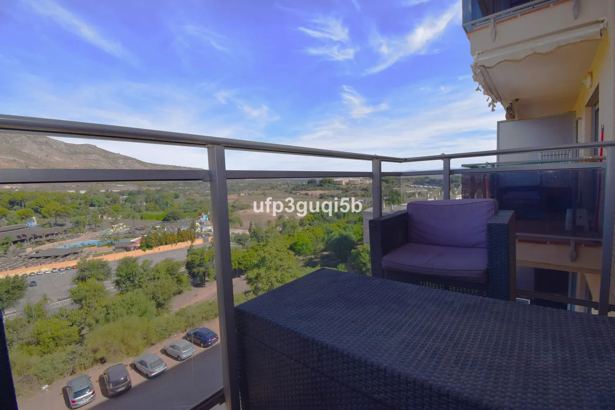 c8da7ddd-c246-423e-85e7-9a618dc1f197