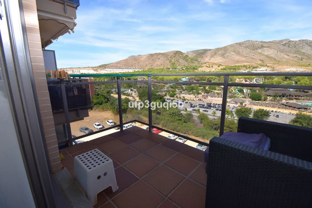 fbb4c5d6-4c72-4cc4-8262-37c274730a83