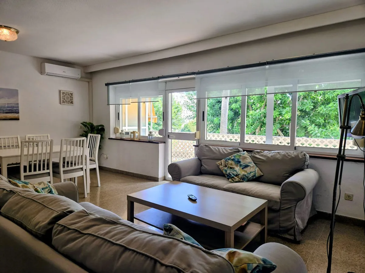 32318086-f556-4b46-ba1d-2b60dbb8d6f3