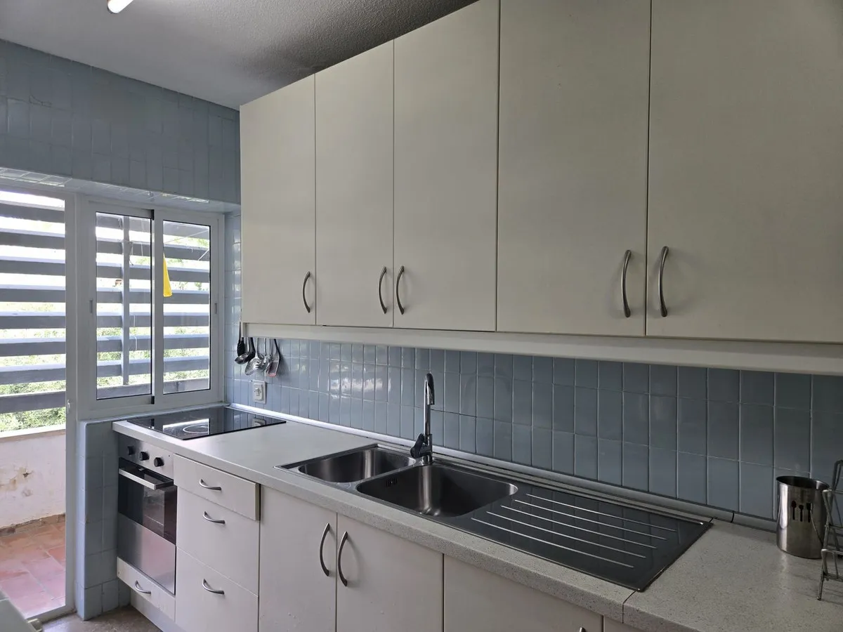 812528e1-9f84-4fdc-b2e0-43c4791bde36