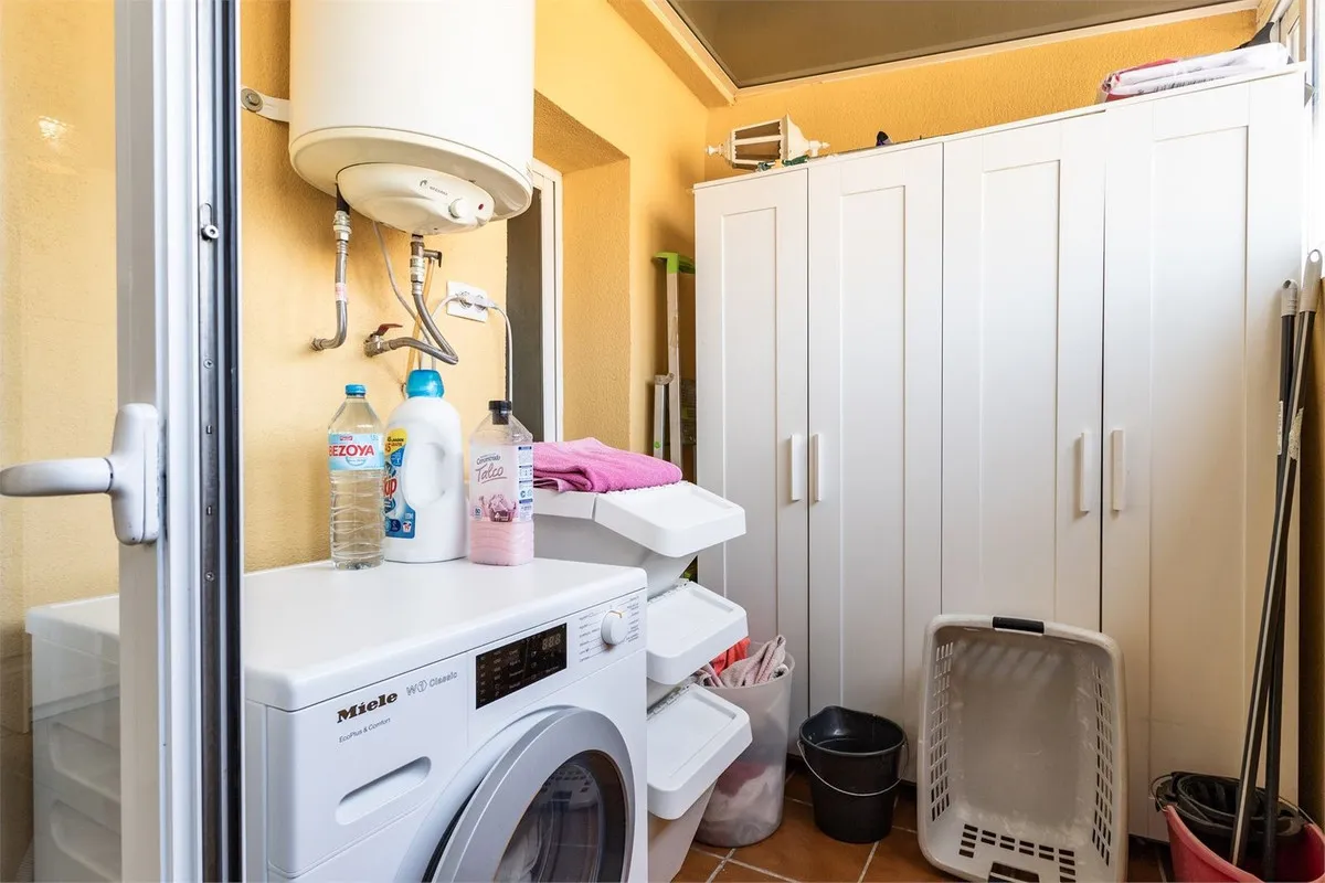 4eb61d2e-1248-4d5b-b08d-726e3c7c7f14