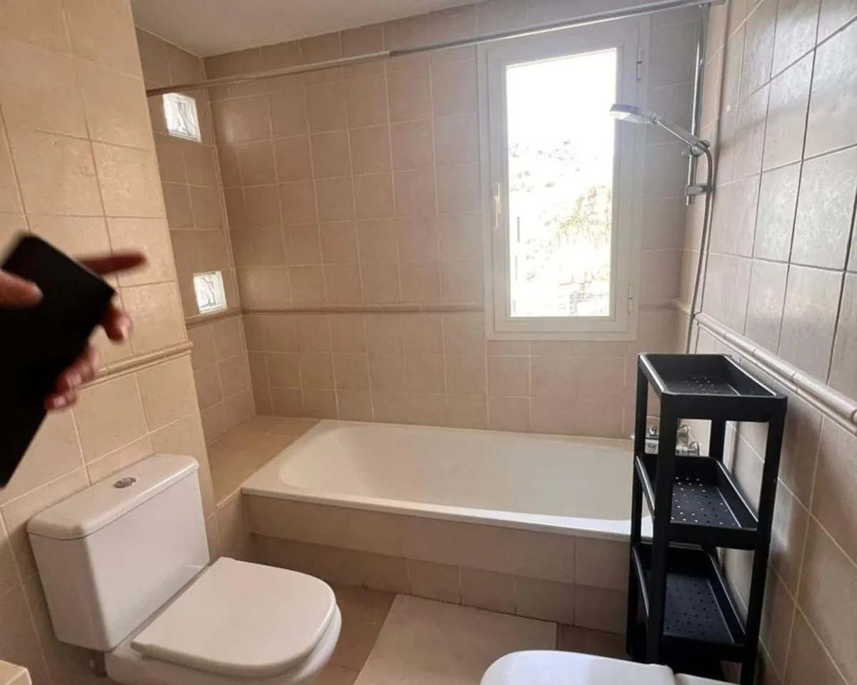 c49ab03c-1929-44c8-ae2e-ad8eb6a35101