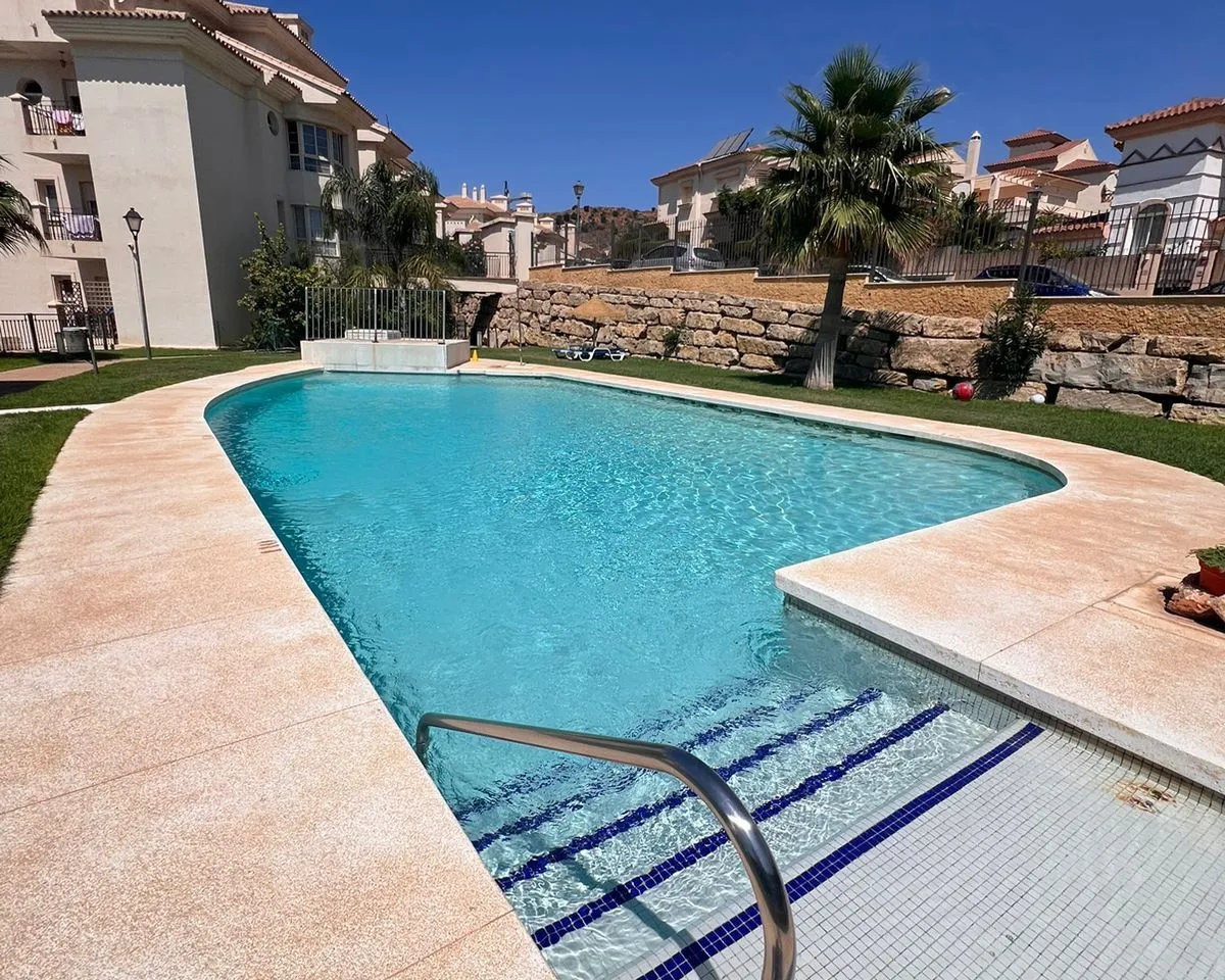 db732ba3-f01b-431e-9965-53c05a8609b8