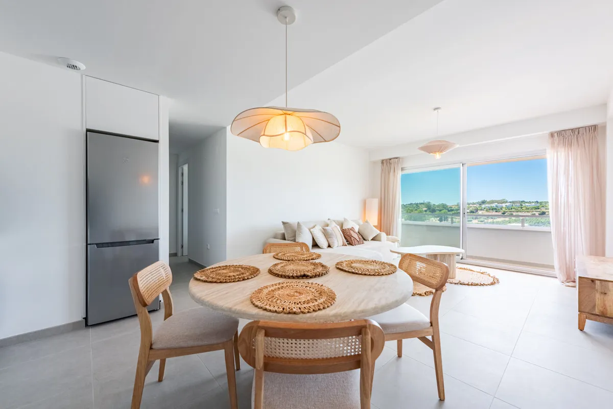 997eeb29-166a-4df6-8188-81cf553bce3d