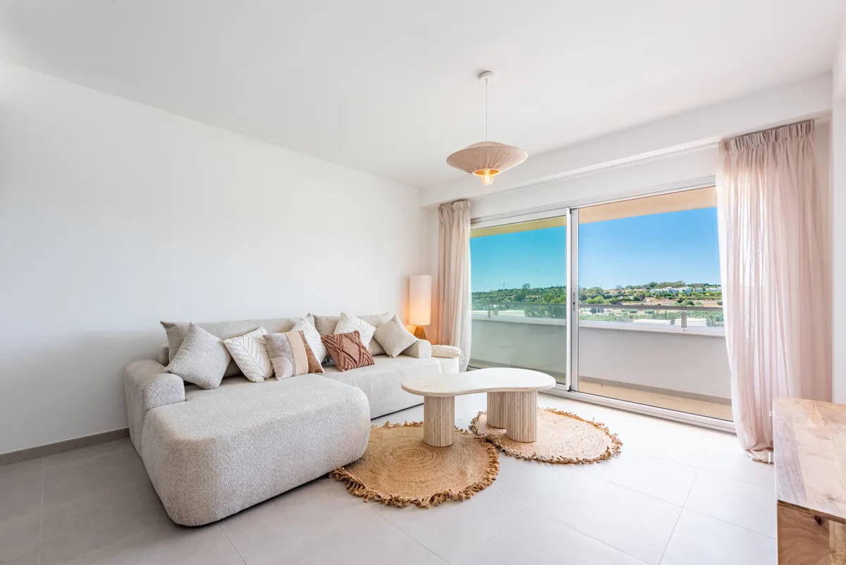 b4c05ce0-2467-4dd8-bbea-fc0cc0610d54