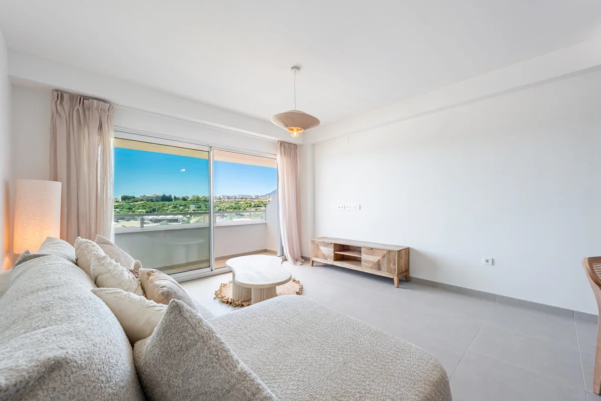 ff198df8-bfce-4c42-badb-57df724b902a