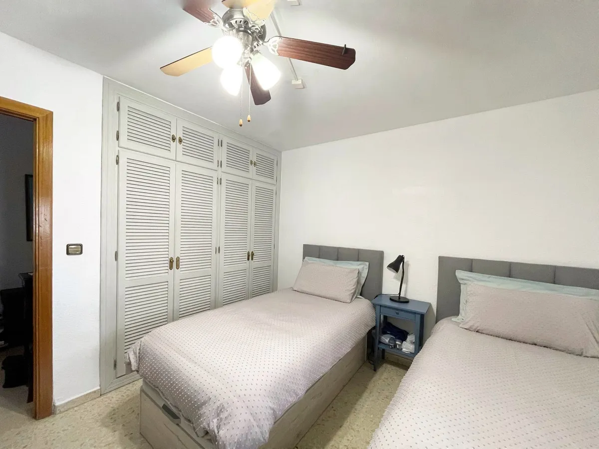 2e70ae33-f5df-44fd-8617-6359f2e119cb