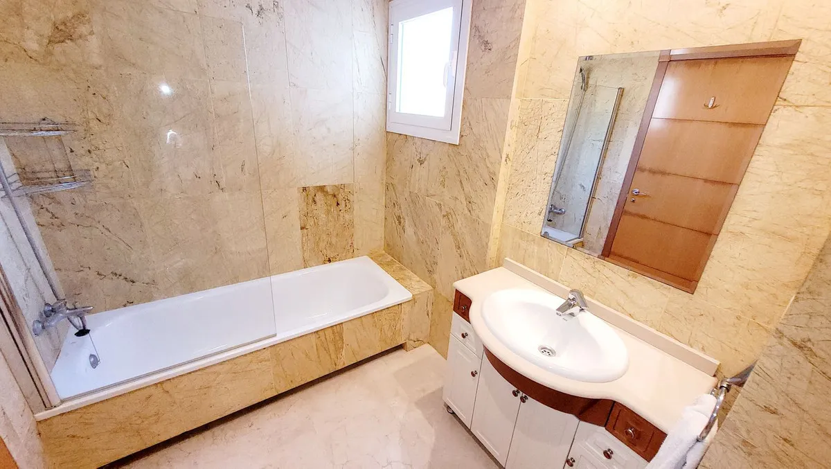 3e28954a-def3-4b51-a04d-0ca1cd06367b