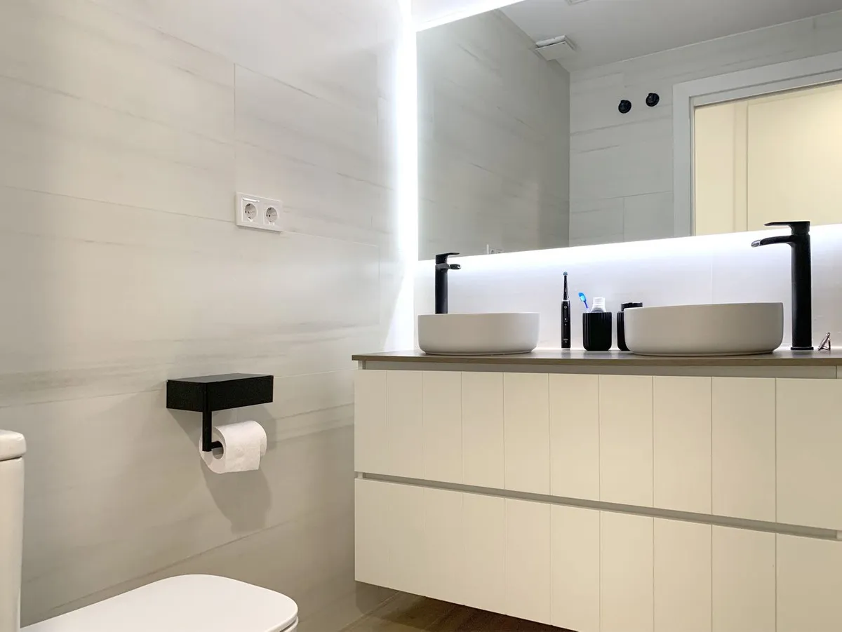 29848433-394f-4f1f-a2d4-e0c9e58885c1