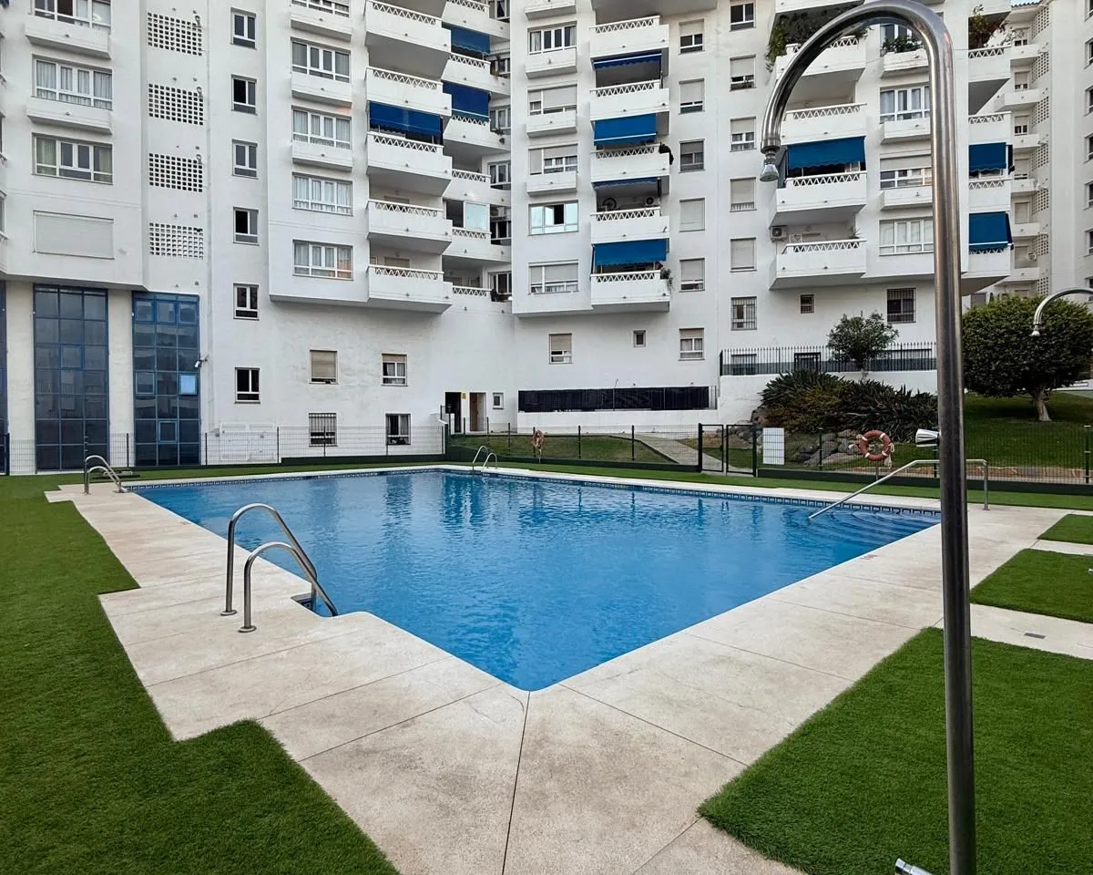 7b112fc8-fb0d-49bd-b310-3880bc408213