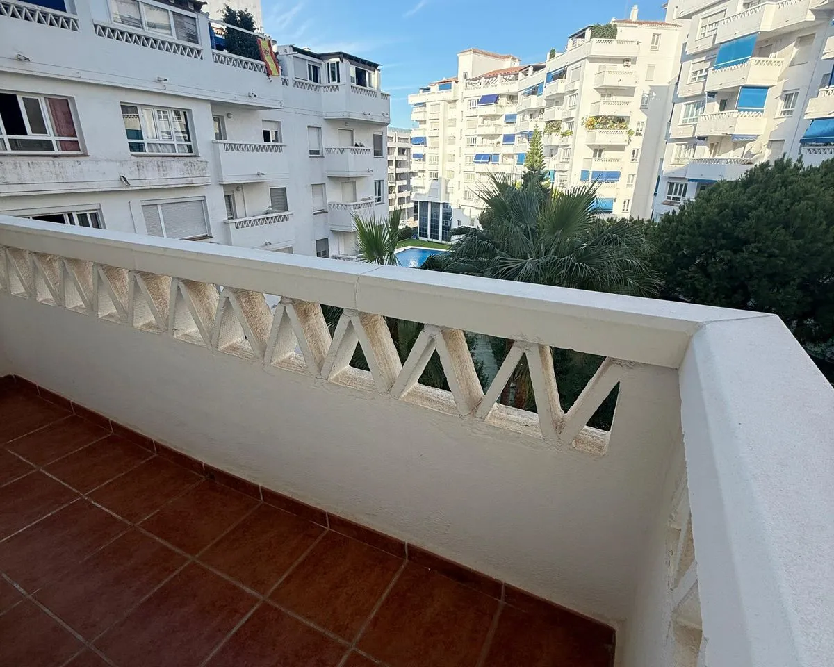 d9b2cbe7-6802-4b44-89f7-c92f8d0c75a2