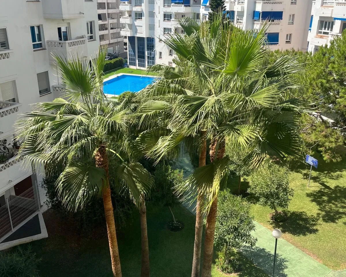 ec317b6d-fcd1-4e95-8ef4-1a11522478e0