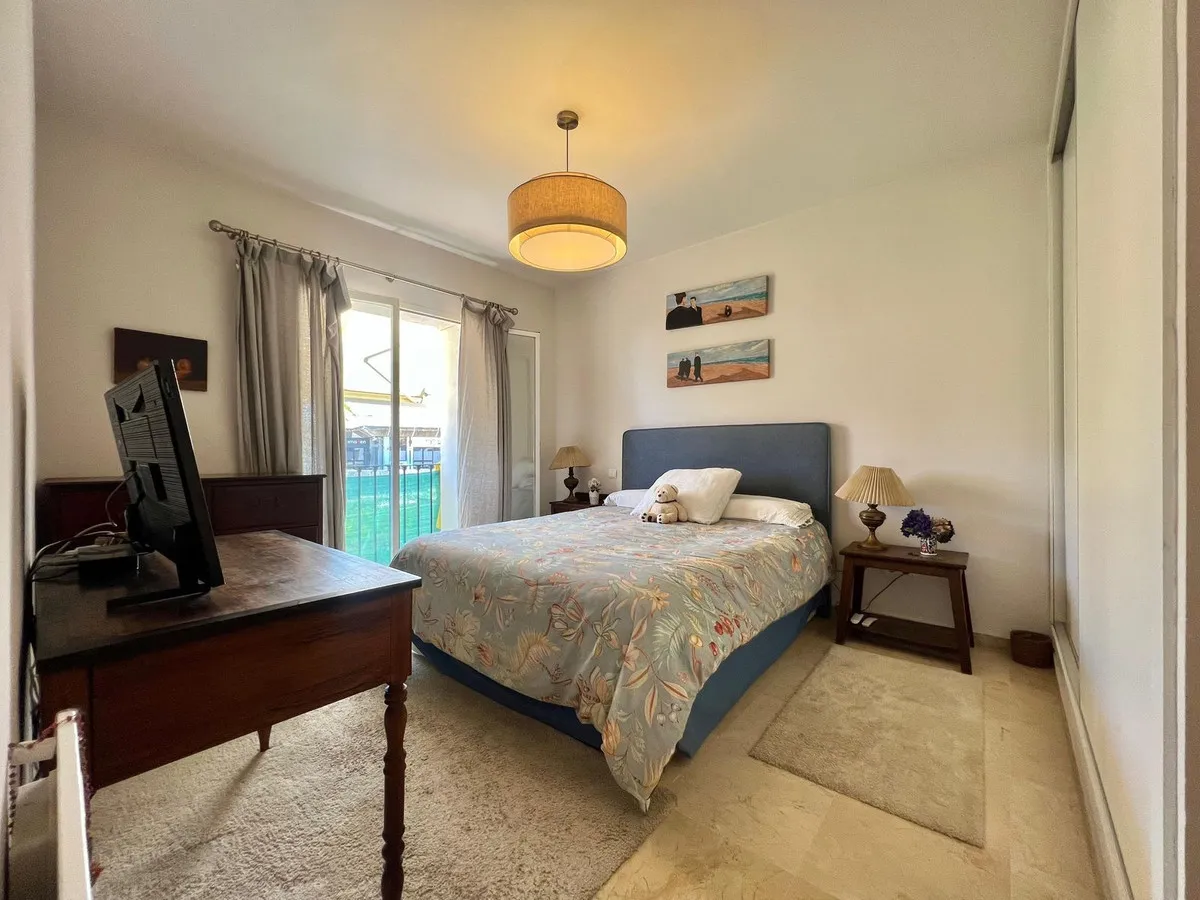 38470b70-f055-41ad-81f5-479bbb284cc1