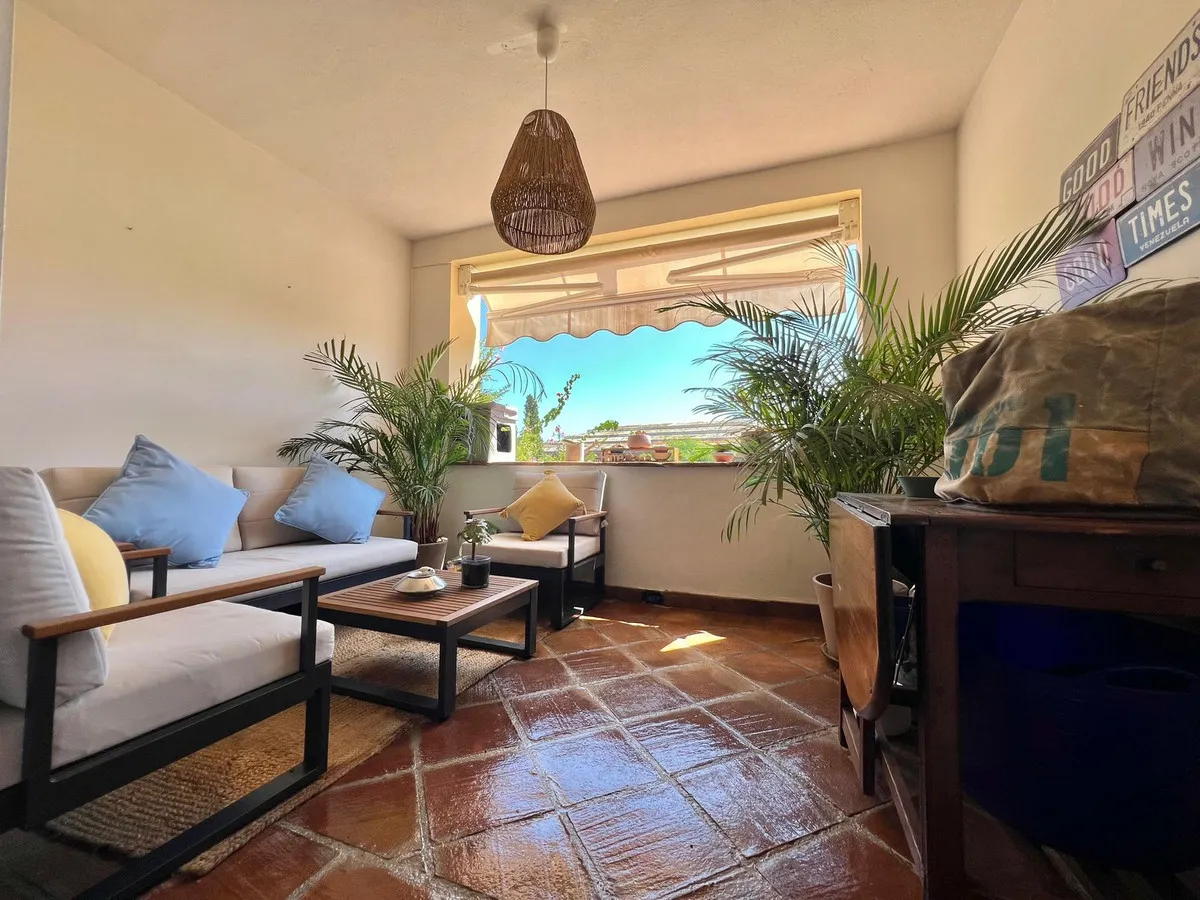 3d9d14e3-b8f2-44b8-ae6e-37c6174ecb36