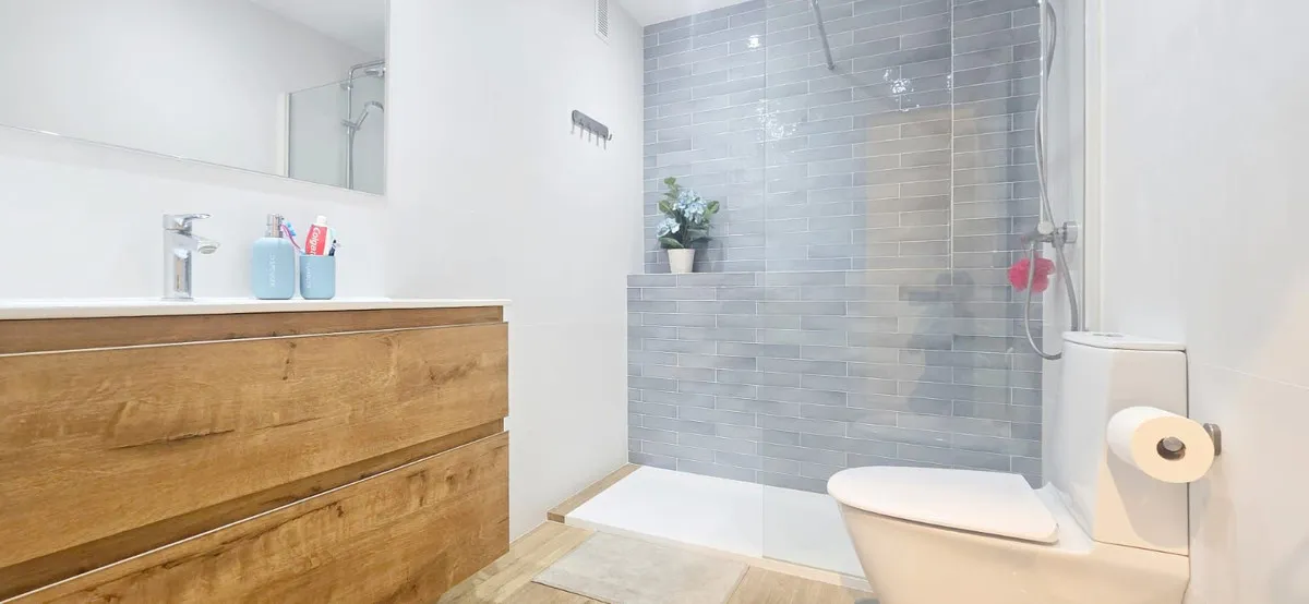 f8211f06-b711-491c-b8fe-9294b4c3f72c