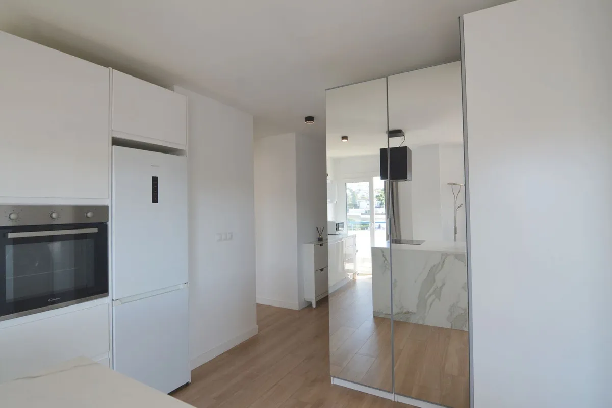 34a4631f-f47c-4d3e-ab48-bbb413262965