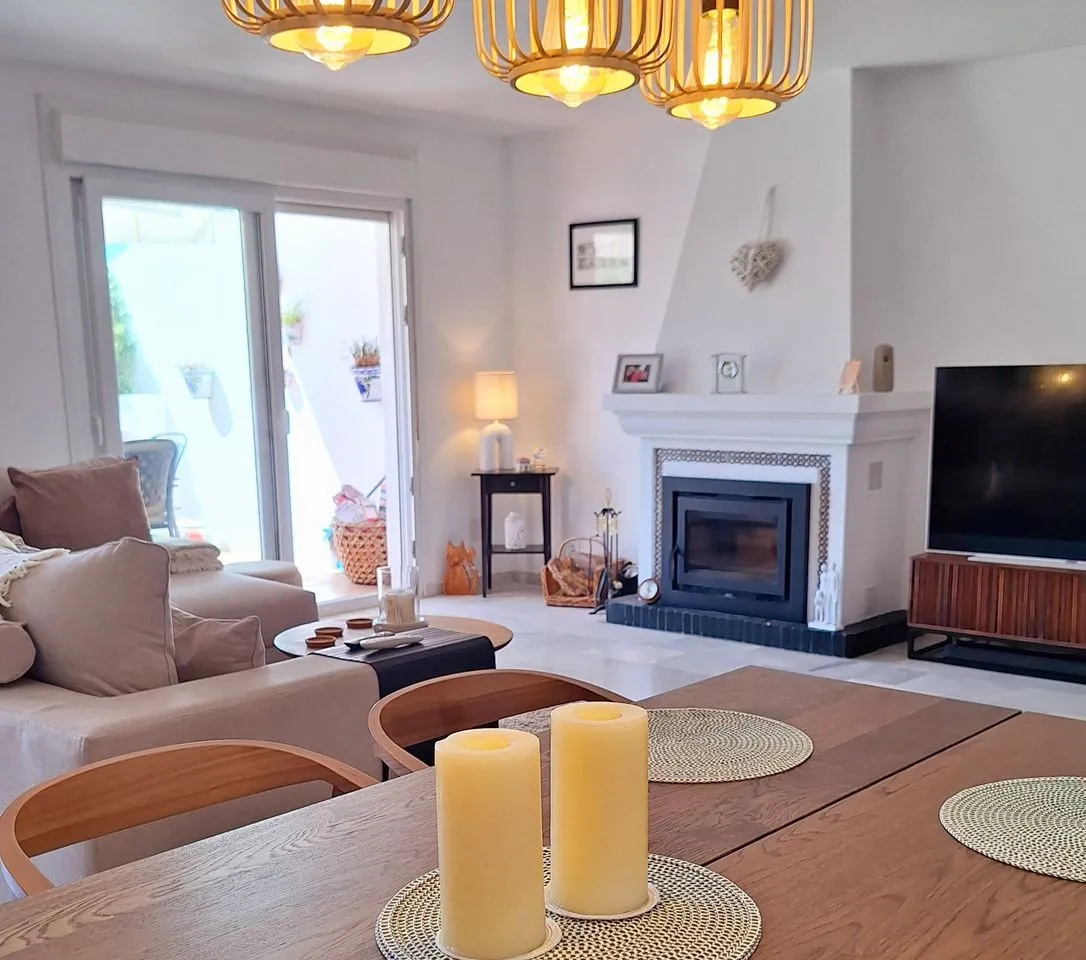 c7fd0a40-4535-4d6c-b065-71e35dd04855