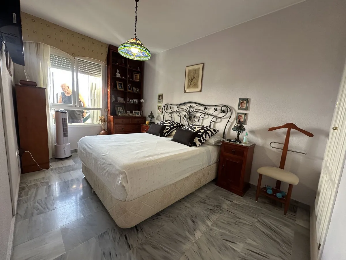 245dda4b-cb73-4dd7-bdf7-ce493f065ab1