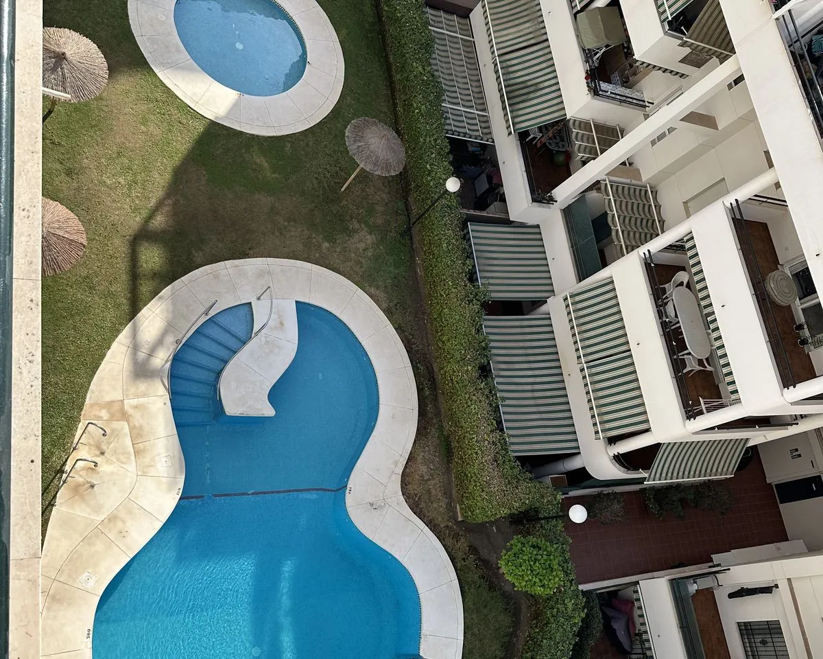 f5234352-0ac5-4f2f-982b-da57f4df4c81