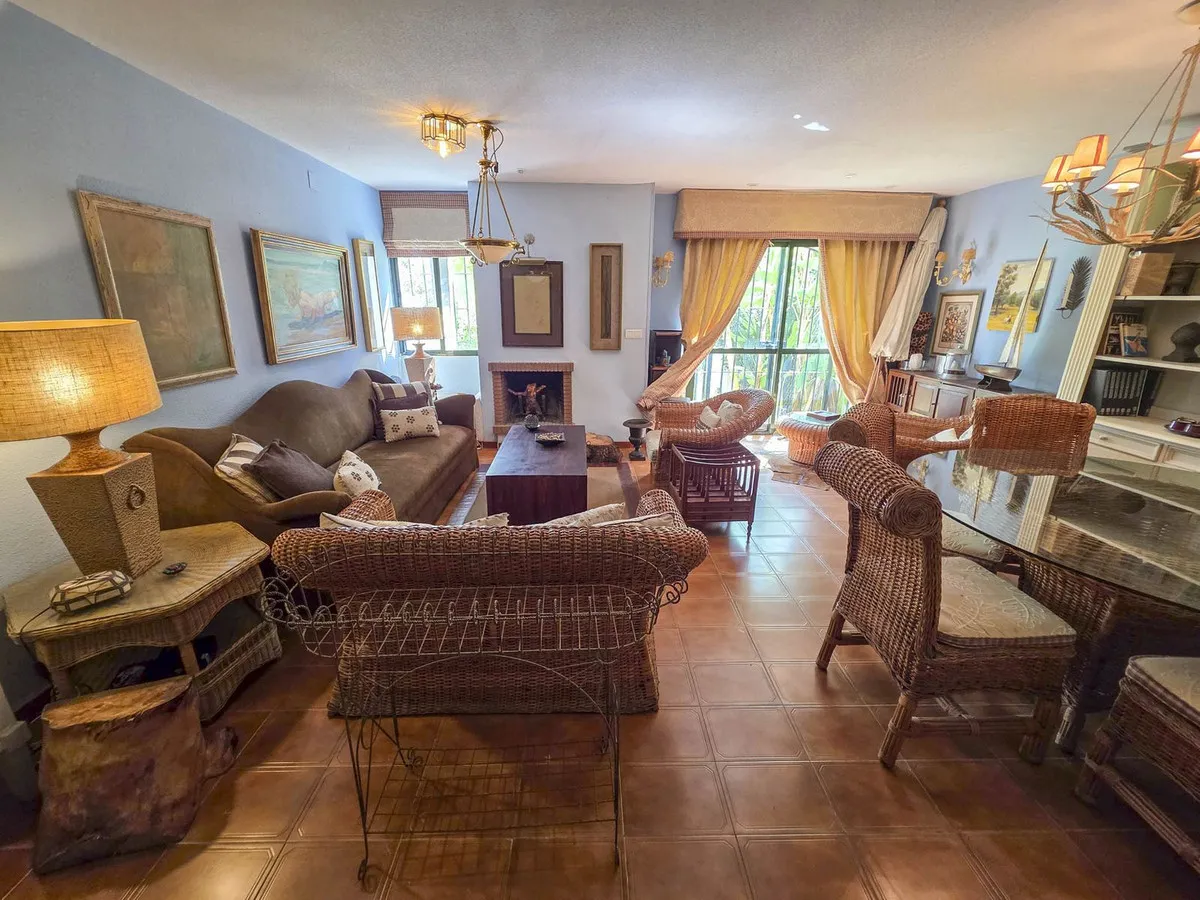 f0009427-55f4-49ee-a407-15eb54d7e08a