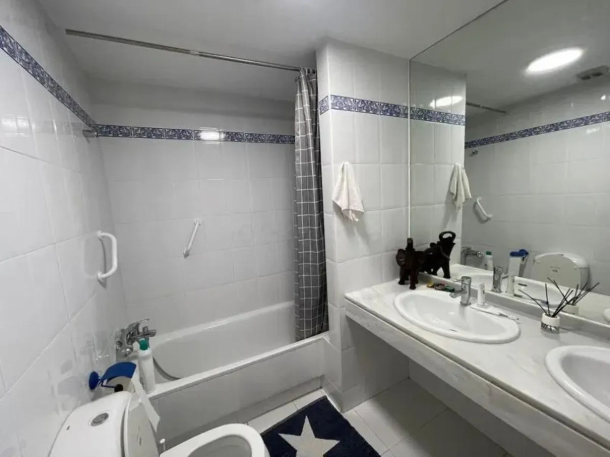 6adbcfc2-a3d6-4700-a199-d35baabd3482