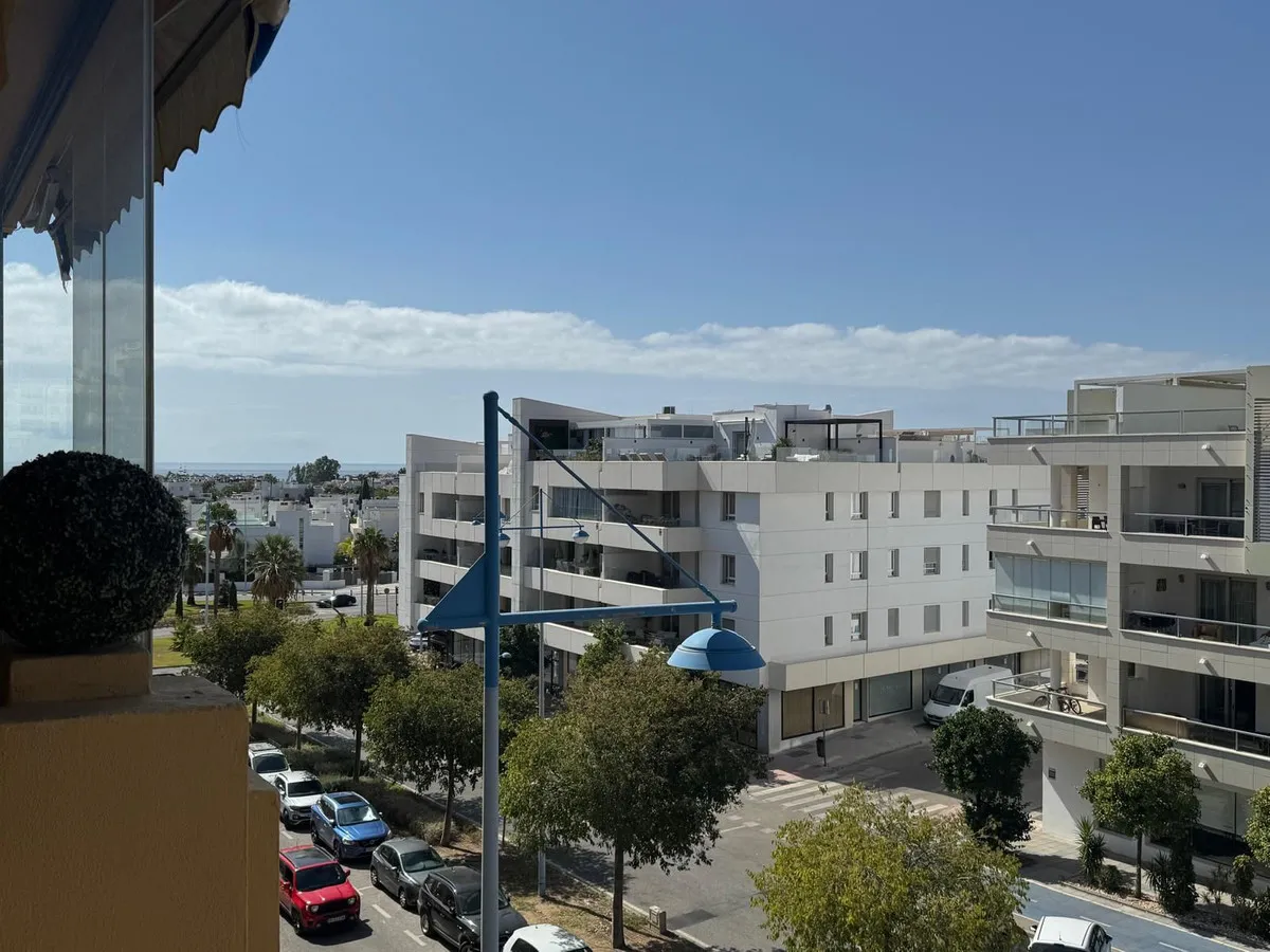 1763ba33-75fc-4444-bd4a-def15bc294b7