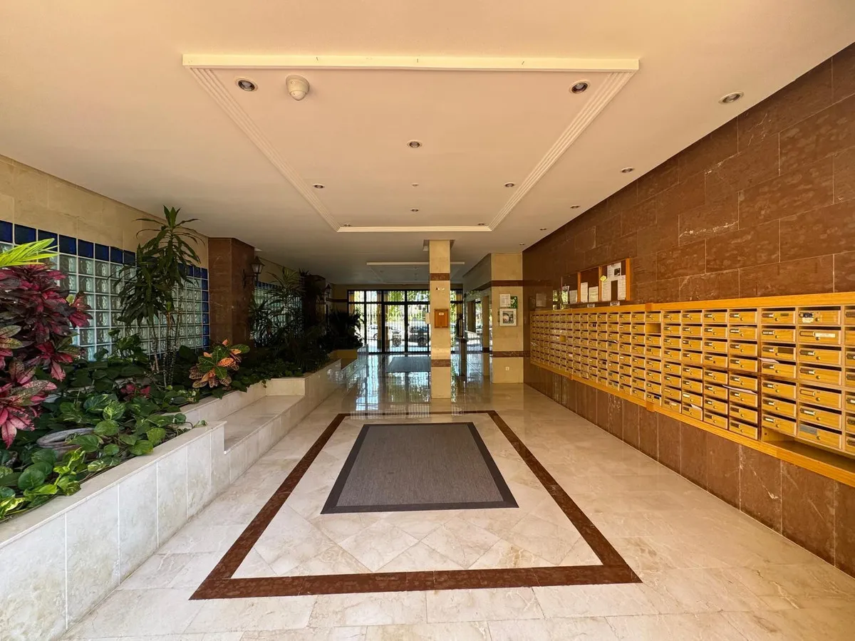 94a7d0ff-cd4b-42a2-ba1c-cb8707d2b5e4