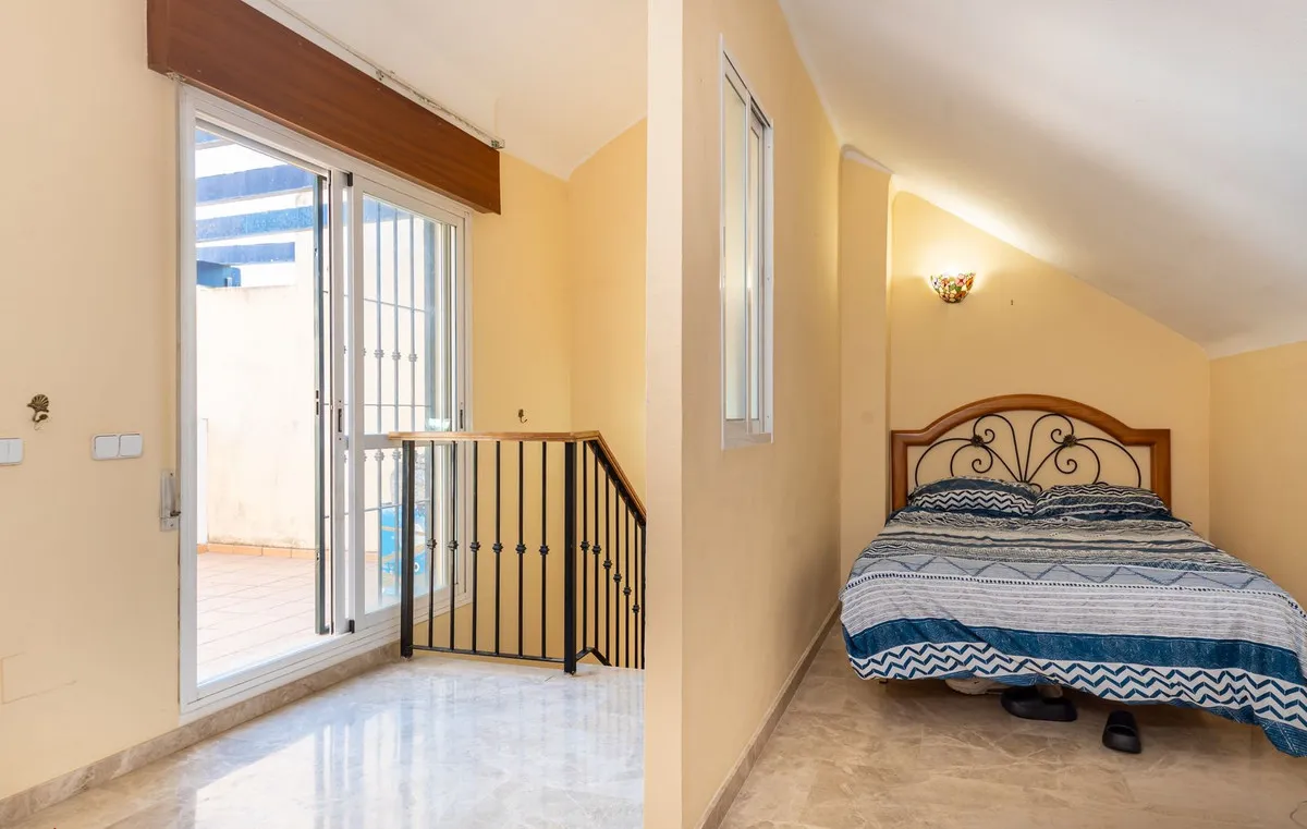 36f4c110-acf3-4fd5-a8af-9baa399b9877