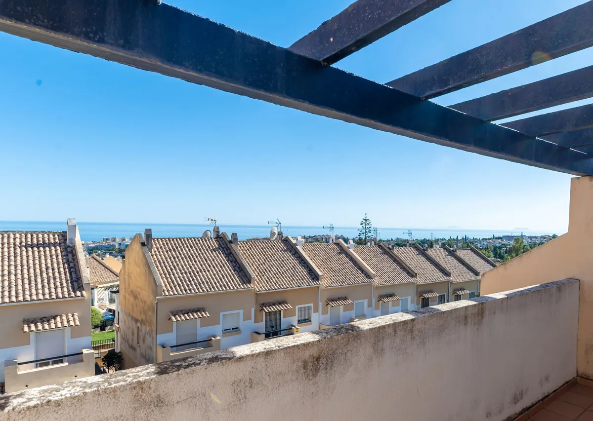 5796f068-a672-4868-b055-e784947f0047