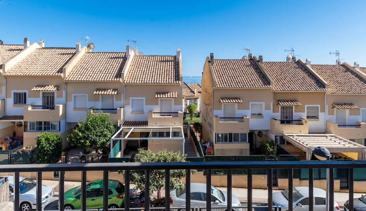 abc1fe2a-3280-4ce9-bdec-abb15d142996