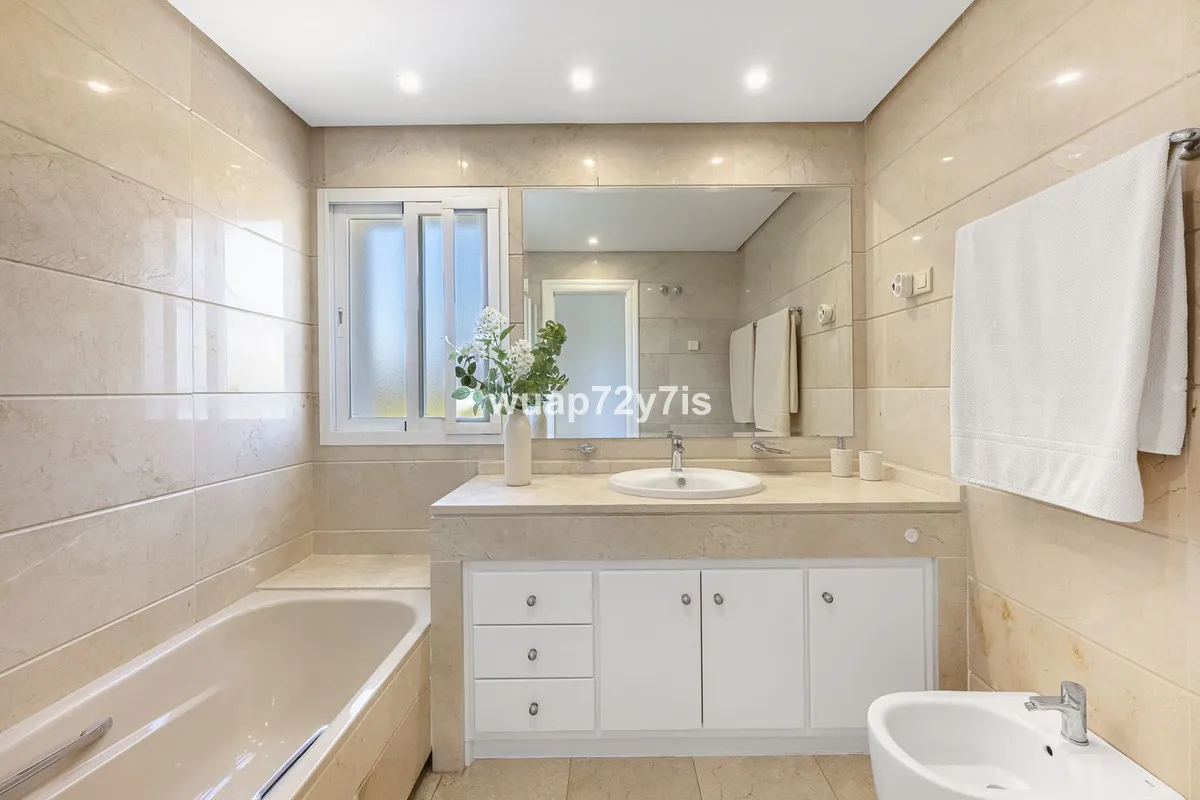 6a7dcfcd-3967-4e87-987a-ac286e24ad48