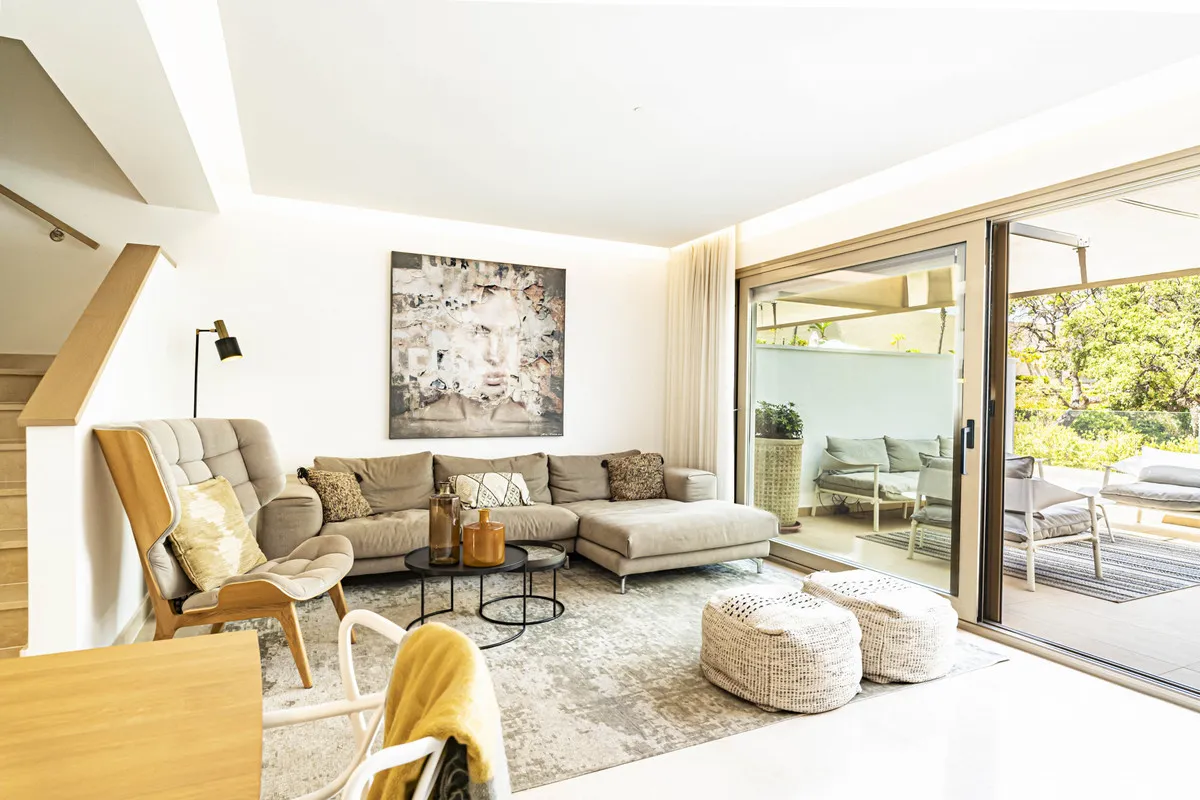 5807d648-31eb-43d4-9508-8722875ea648