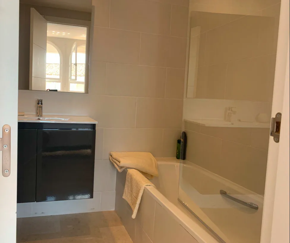 cff02f40-300c-45cd-a2da-481adbb2121b