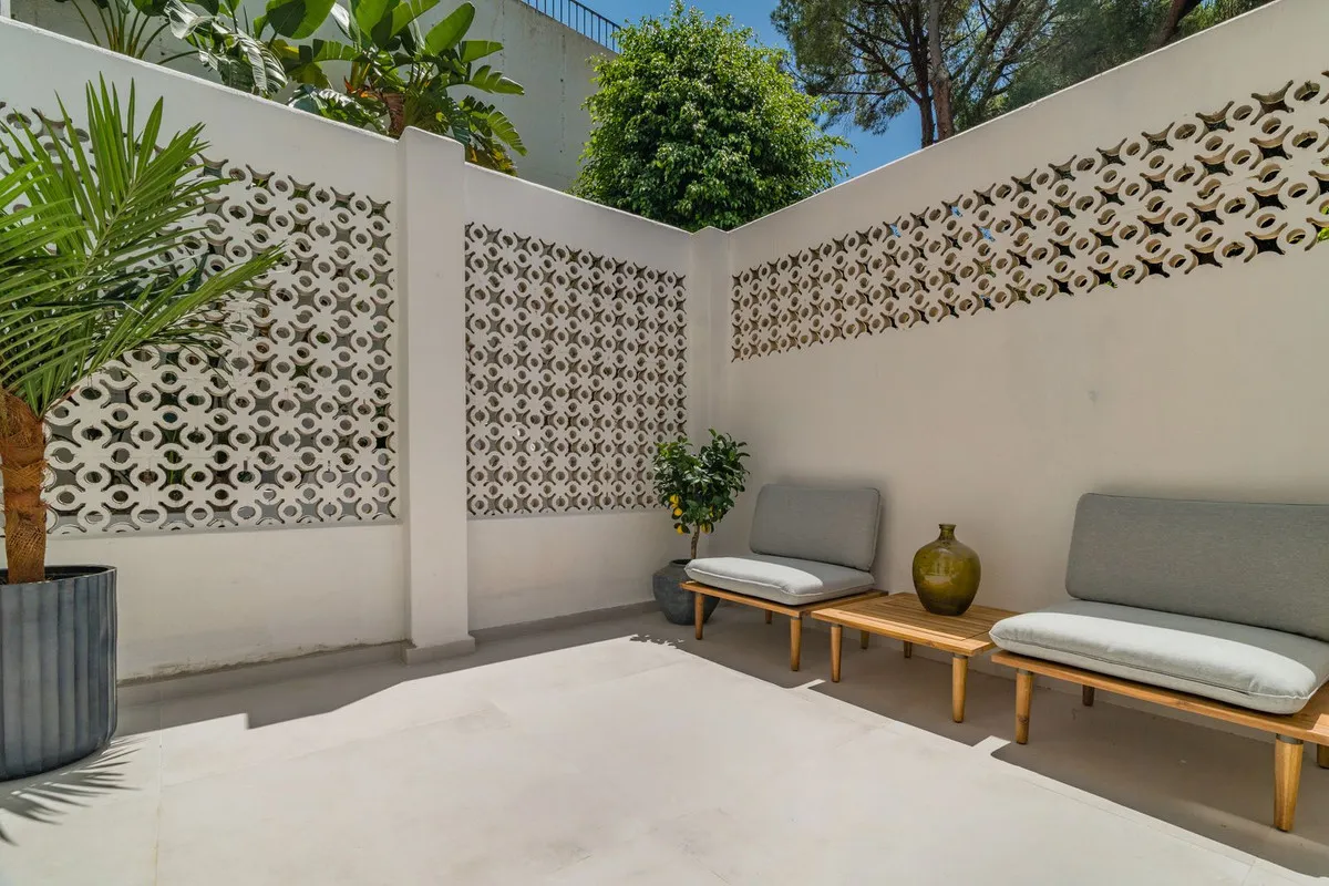 fd455b38-7202-48ba-b137-f8588d535d04