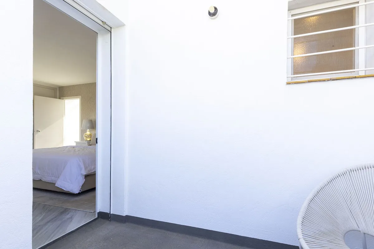 027498dc-fe78-41b1-bdf5-9fec545886aa