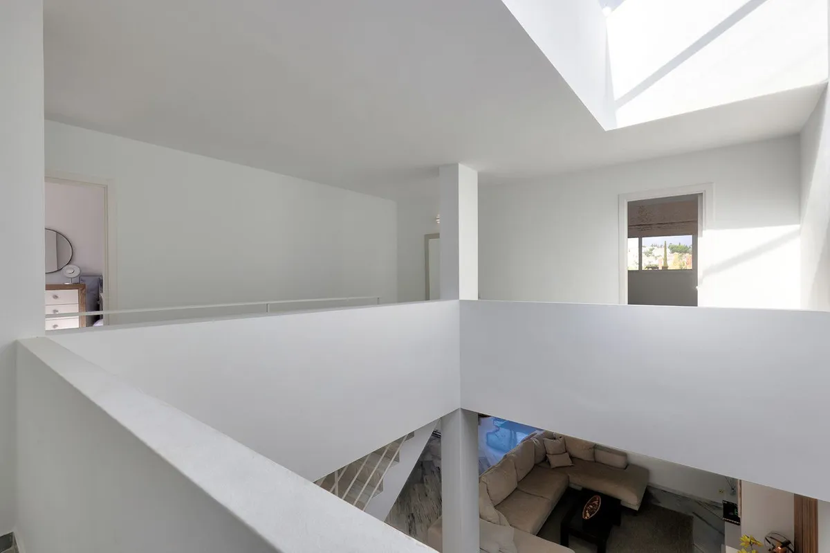 0577dcbc-9caf-4d26-971c-f62fa7f5c2d2