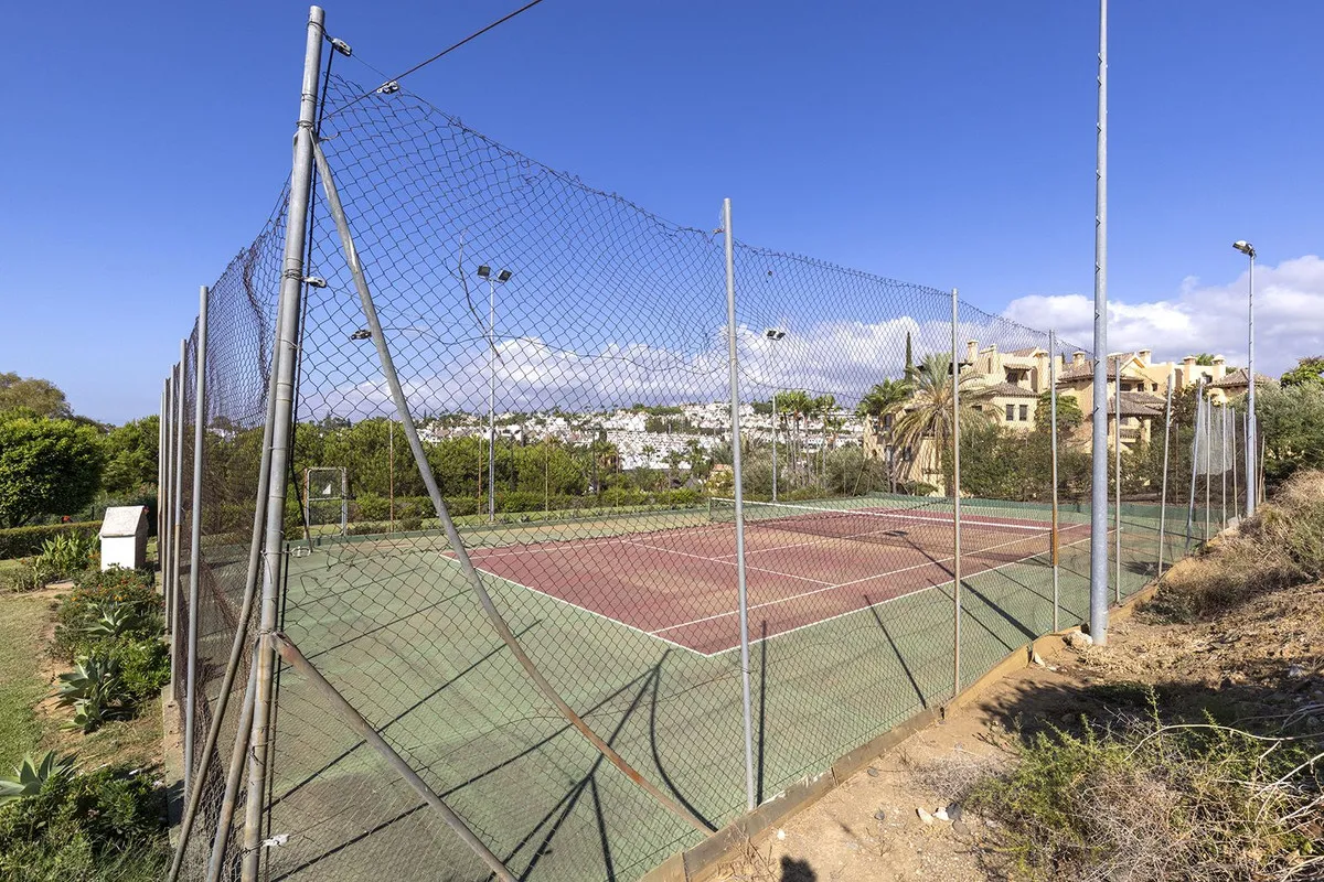 3012f561-fc5c-490e-b65d-b7e4fcba31ca